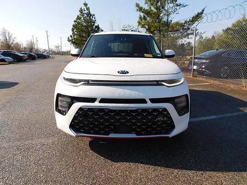 Used 2021 Kia Soul Turbo image 2