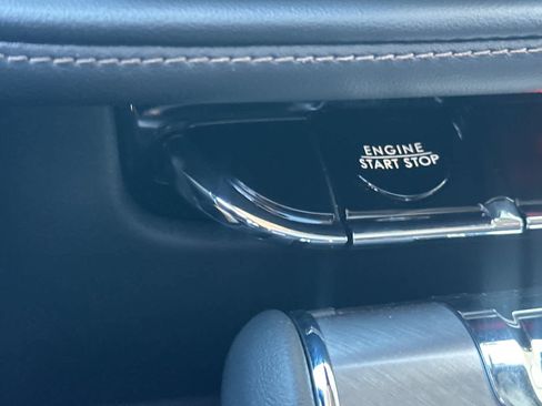 New 2026 Lincoln Aviator AWD image 22