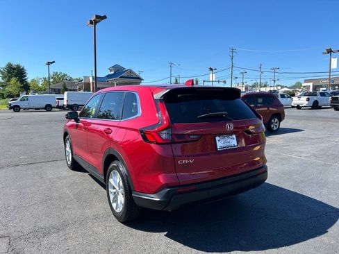 Used 2025 Honda CR-V EX image 11