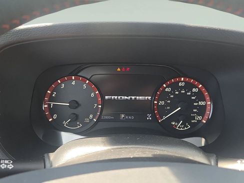 Used 2023 Nissan Frontier PRO-4X w/ Pro Convenience Package AWD/4WD image 8