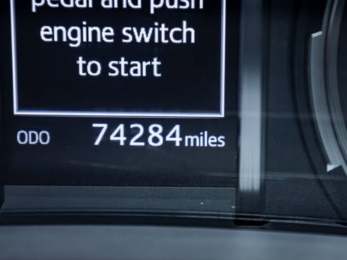 Used 2021 Toyota 4Runner Nightshade image 17