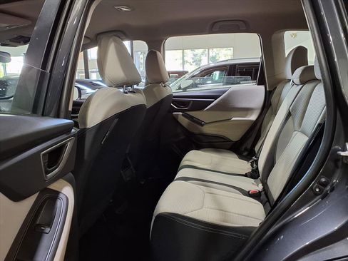 Used 2022 Subaru Forester image 19