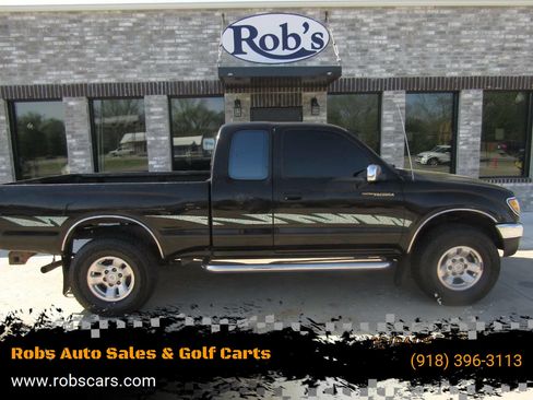 Used 1995 Toyota Tacoma SR5 image 1