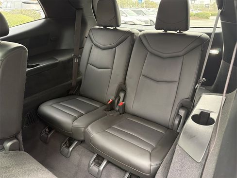 Used 2023 Cadillac XT6 Premium Luxury image 22