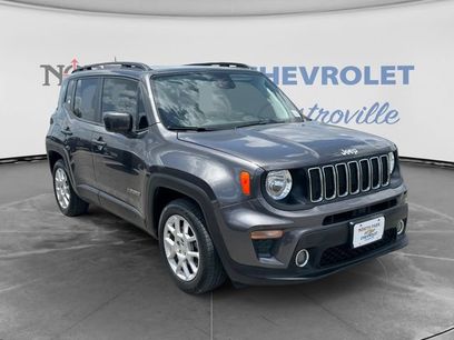 Used 2021 Jeep Renegade Latitude w/ Sun & Sound Group