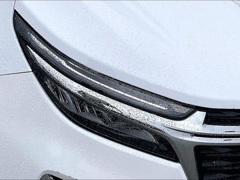 Used 2022 Chevrolet Equinox LT image 28