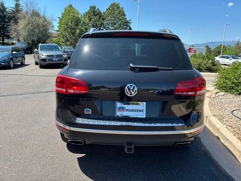 Used 2017 Volkswagen Touareg Wolfsburg Edition AWD/4WD image 5