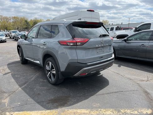 Used 2023 Nissan Rogue SL w/ SL Premium Package AWD/4WD image 5