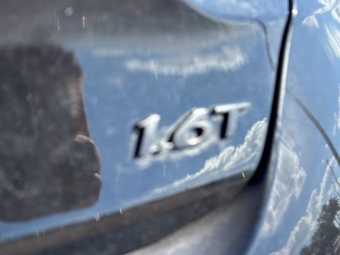 Used 2019 Hyundai Veloster Turbo FWD image 31