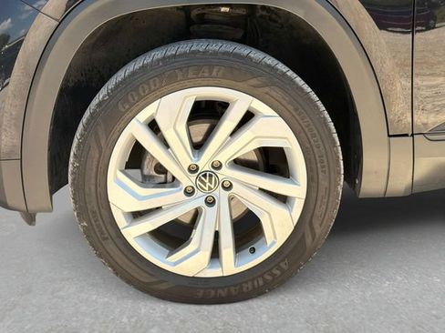 Used 2023 Volkswagen Atlas SE AWD/4WD image 11