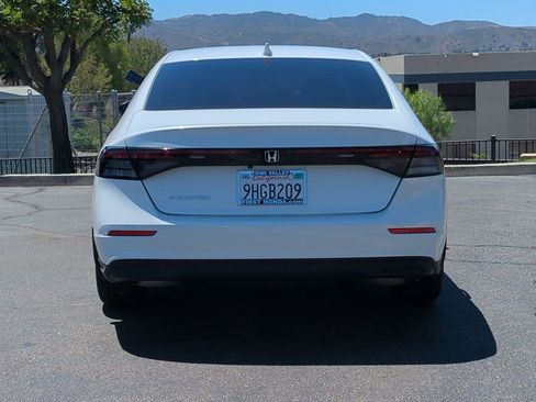 Certified 2023 Honda Accord LX image 7