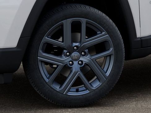 New 2026 Jeep Compass Latitude AWD/4WD image 8