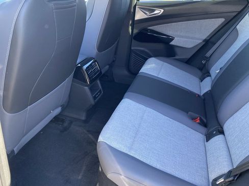 New 2026 Volkswagen ID.4 Pro RWD image 13