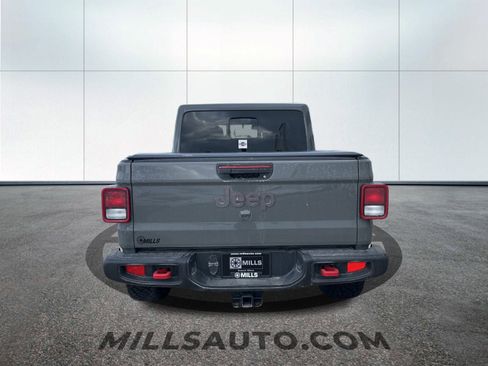 Used 2023 Jeep Gladiator Rubicon w/ Cold Weather Group image 6