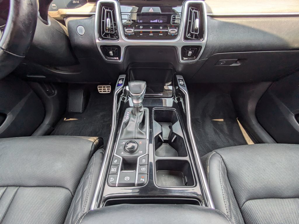 Used 2022 Kia Sorento SX Prestige AWD/4WD image 23