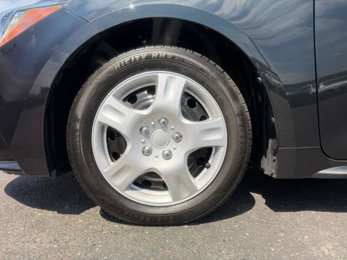 Used 2020 Toyota Corolla LE FWD image 27