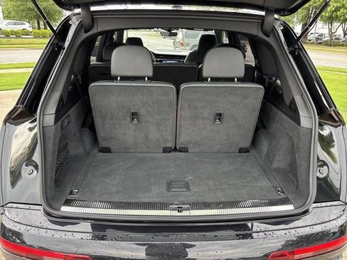 Used 2022 Audi SQ7 Prestige w/ Prestige Package AWD/4WD image 8
