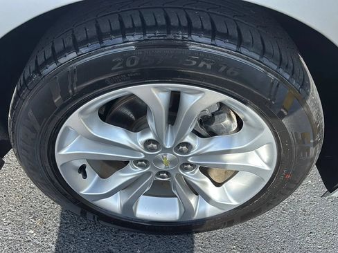 Used 2019 Chevrolet Cruze LS w/ LS Convenience Package FWD image 31