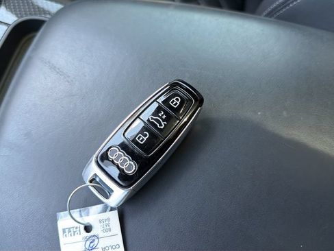 Used 2021 Audi SQ7 Prestige w/ Prestige Package AWD/4WD image 40