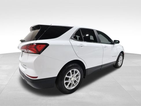 Certified 2024 Chevrolet Equinox LT image 4