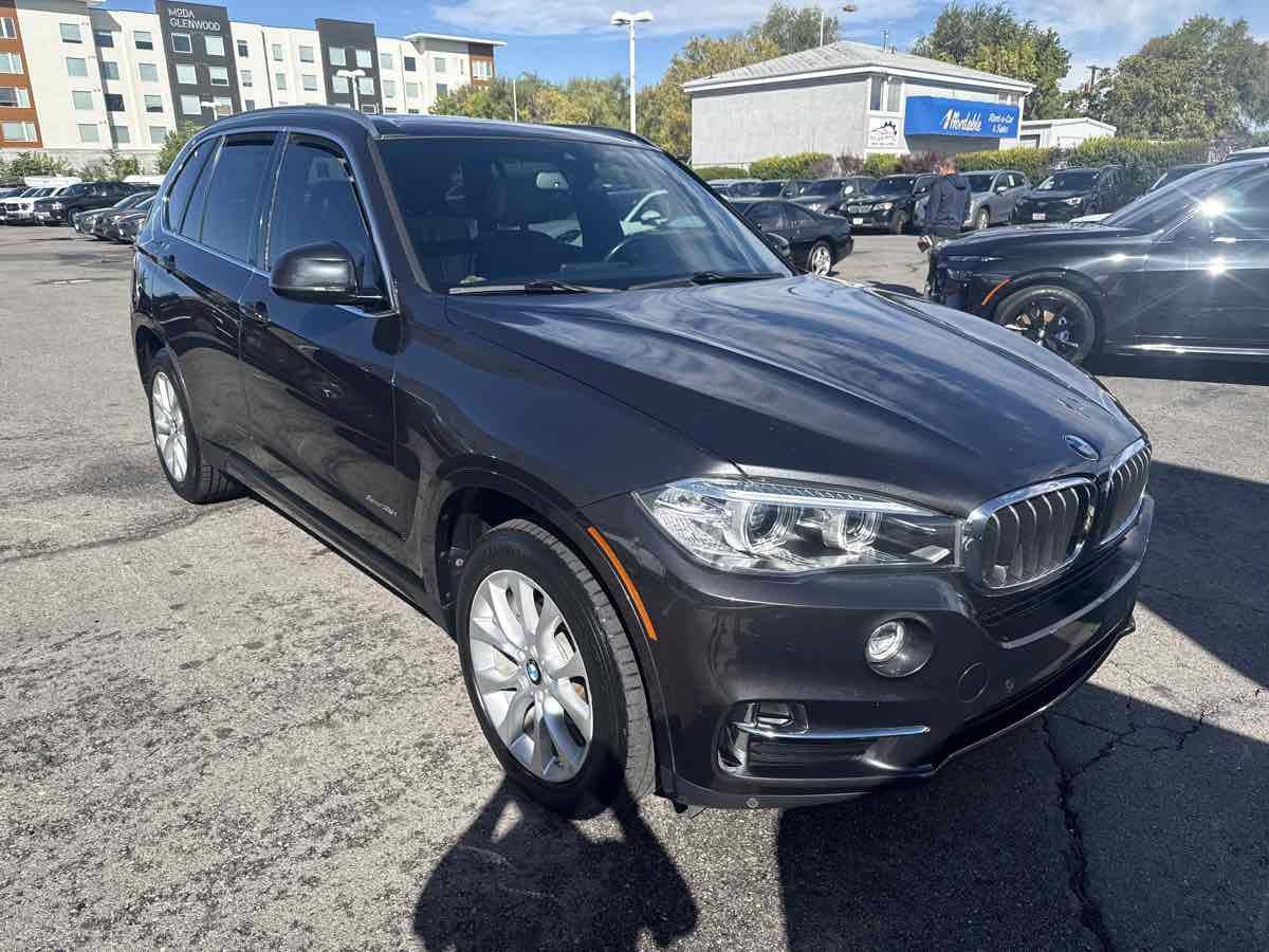 Used 2018 BMW X5 xDrive35i AWD/4WD image 4