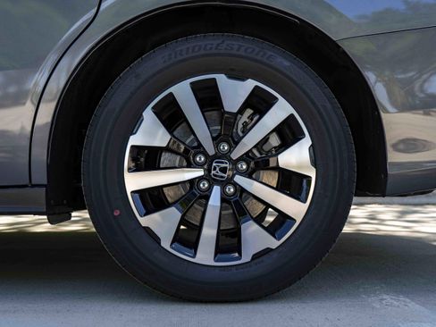 Used 2025 Honda Odyssey EX-L image 15