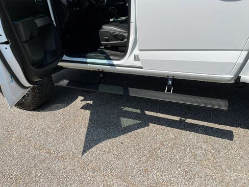 Used 2019 Chevrolet Colorado ZR2 w/ ZR2 Dusk Special Edition AWD/4WD image 10
