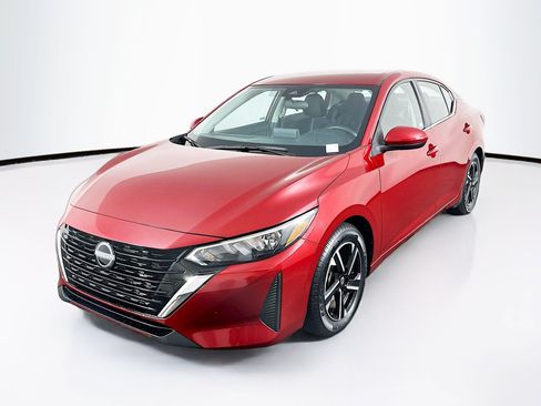 Used 2025 Nissan Sentra SV FWD image 3