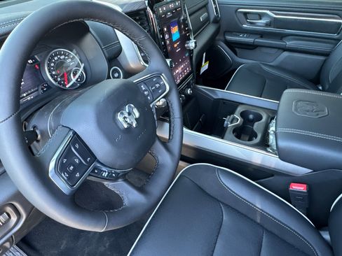 New 2026 RAM 1500 Laramie AWD/4WD image 9