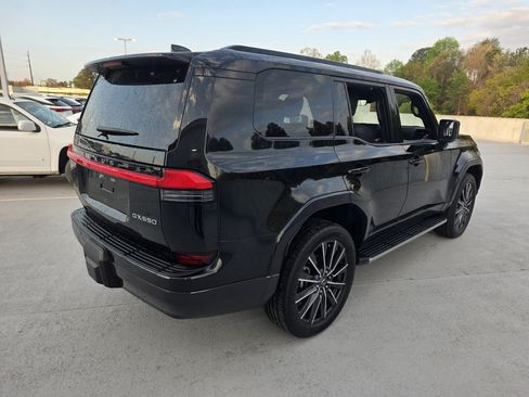 Used 2024 Lexus GX 550 image 5