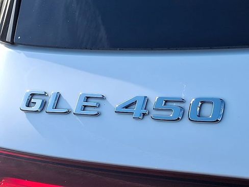 Used 2024 Mercedes-Benz GLE 450 4MATIC image 32
