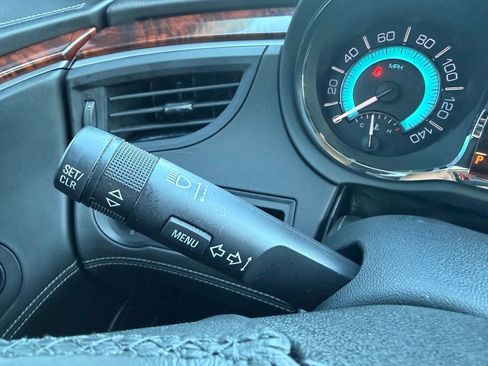 Used 2013 Buick LaCrosse Leather w/ Entertainment Package image 13