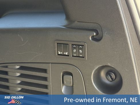 Used 2020 Chevrolet Suburban Premier w/ Premier Plus Edition image 6