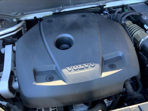 Used 2022 Volvo XC90 T6 Inscription w/ Advanced Package image 34