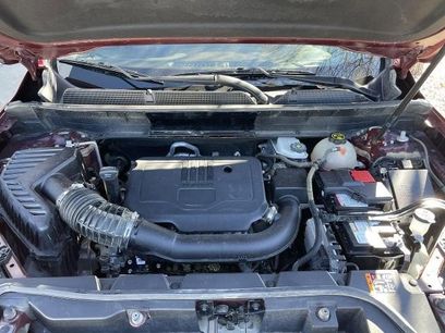 Certified 2022 GMC Acadia SLE w/ LPO, Bright Accent Package