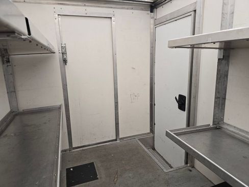 Used 2022 Chevrolet Express 3500 w/ Power Convenience Package image 14