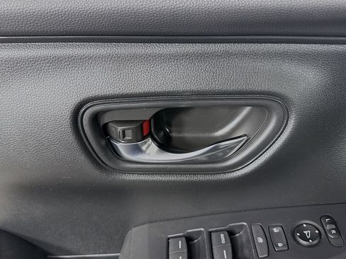 Certified 2024 Honda HR-V LX image 22