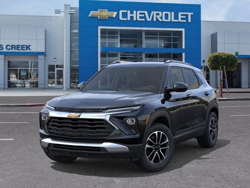 New 2026 Chevrolet TrailBlazer LT w/ Driver Confidence Package FWD image 7