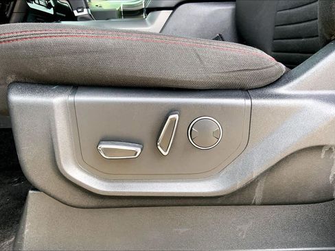 Used 2018 Ford F150 XLT w/ Equipment Group 302A Luxury image 32