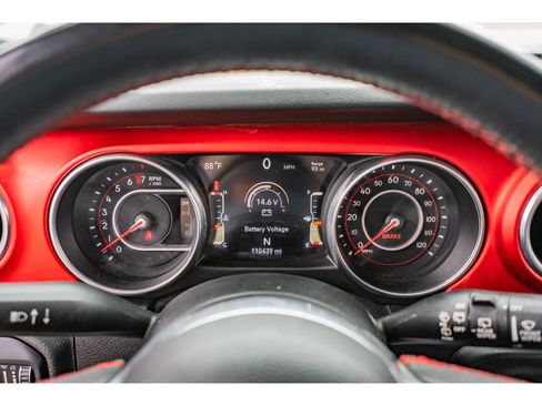 Used 2018 Jeep Wrangler Unlimited Rubicon w/ Dual Top Group image 13