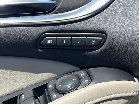 Used 2020 Buick Enclave Premium w/ Trailering Package, 5000 lbs. AWD/4WD image 30
