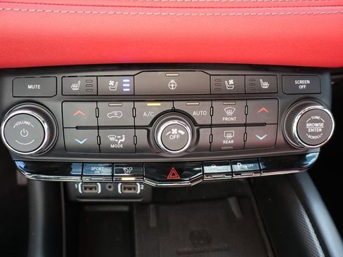 Used 2022 Dodge Durango R/T w/ Blacktop Package image 23