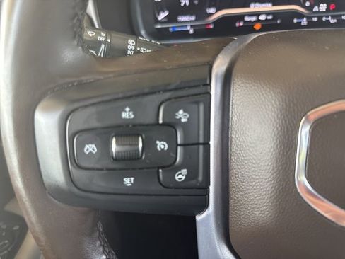 Used 2023 GMC Yukon SLT w/ SLT Premium Package AWD/4WD image 19