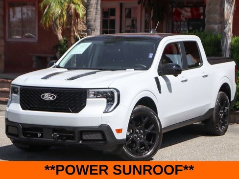 Used 2025 Ford Maverick Lariat w/ Black Appearance Package AWD/4WD image 4