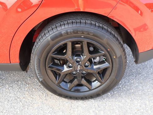 Used 2024 Kia Soul S FWD image 9