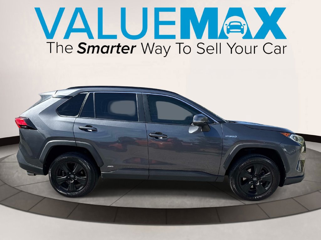 Used 2019 Toyota RAV4 XLE w/ Convenience Package AWD/4WD image 2