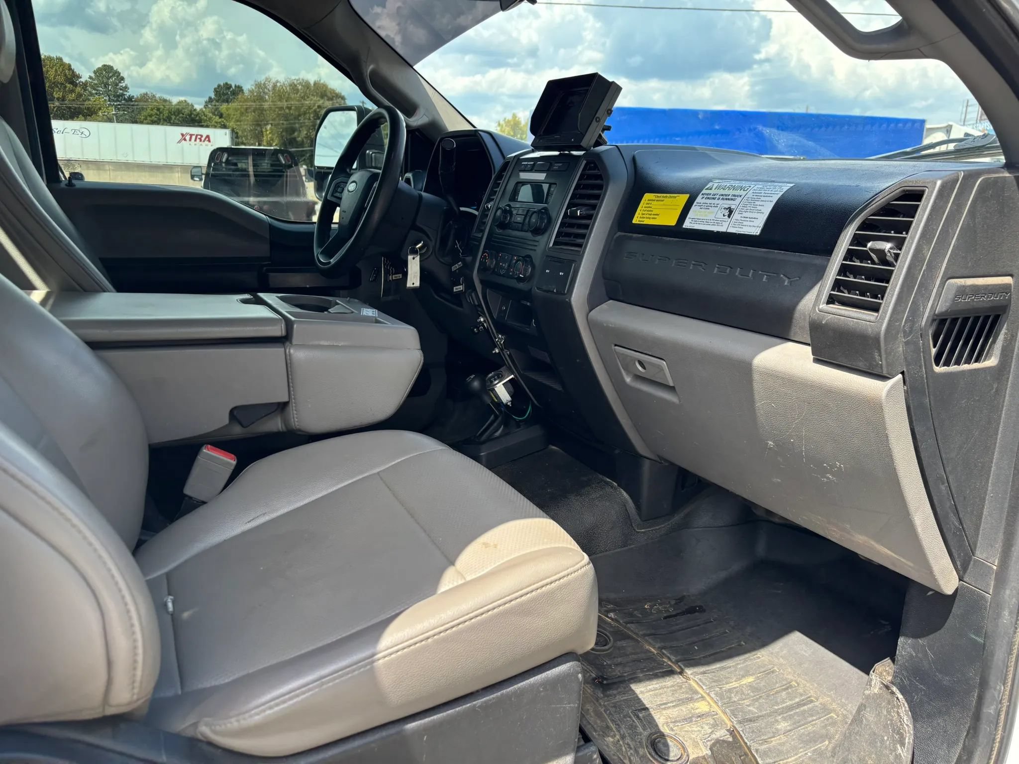 Used 2019 Ford F550 4x4 Regular Cab Super Duty image 20
