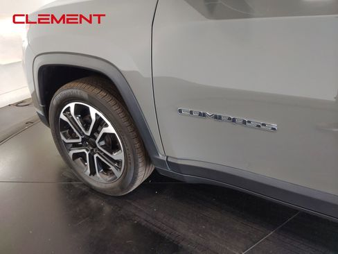 Used 2022 Jeep Compass Limited image 45