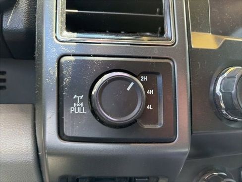 Used 2021 Ford F250 XLT w/ XLT Premium Package AWD/4WD image 13
