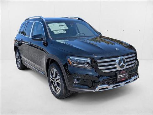 New 2025 Mercedes-Benz GLB 250 image 6